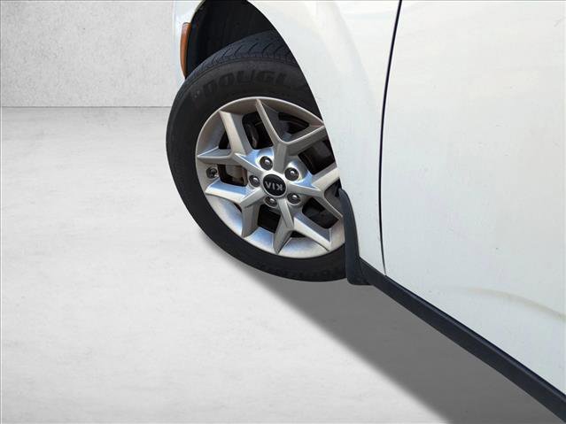 Used 2020 Kia Soul S image 5