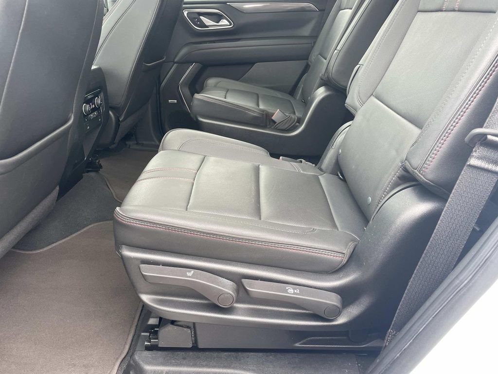 Used 2022 Chevrolet Tahoe RST w/ Luxury Package RWD image 15