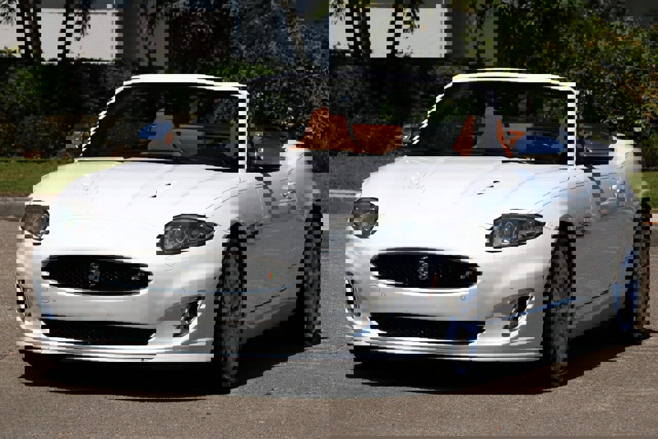 Used 2014 Jaguar XKR R image 11