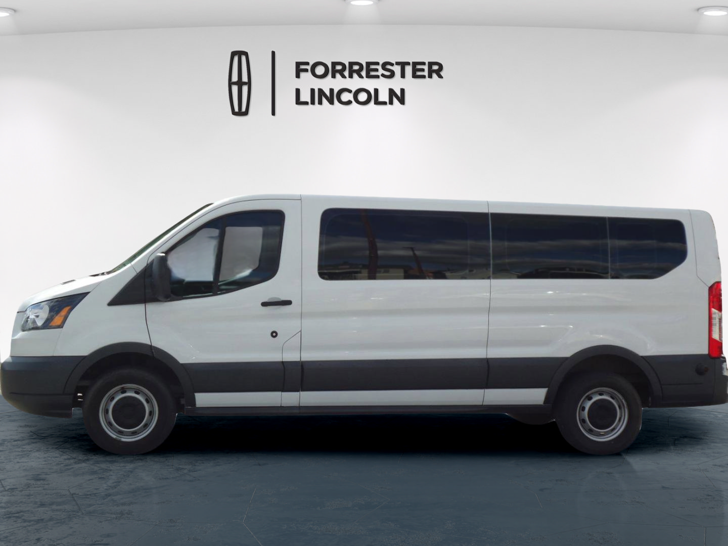 Used 2017 Ford Transit 350 XL RWD image 6