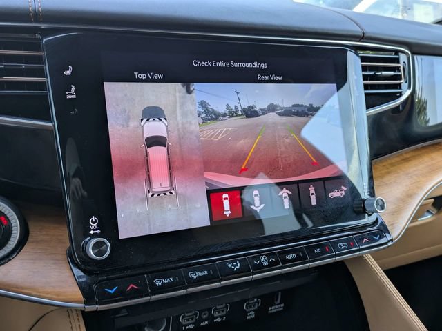 New 2025 Jeep Grand Wagoneer Series III w/ Rear Seat Video Group 1 AWD/4WD image 24
