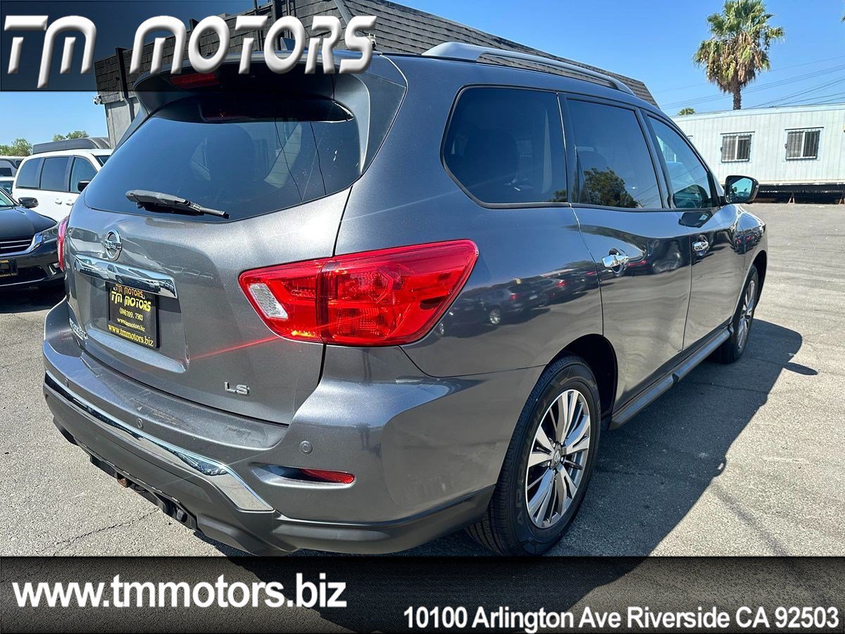 Used 2019 Nissan Pathfinder SL FWD image 24