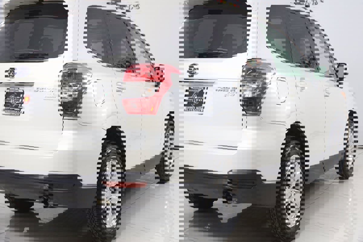 Used 2014 Subaru Forester 2.5i Limited image 38