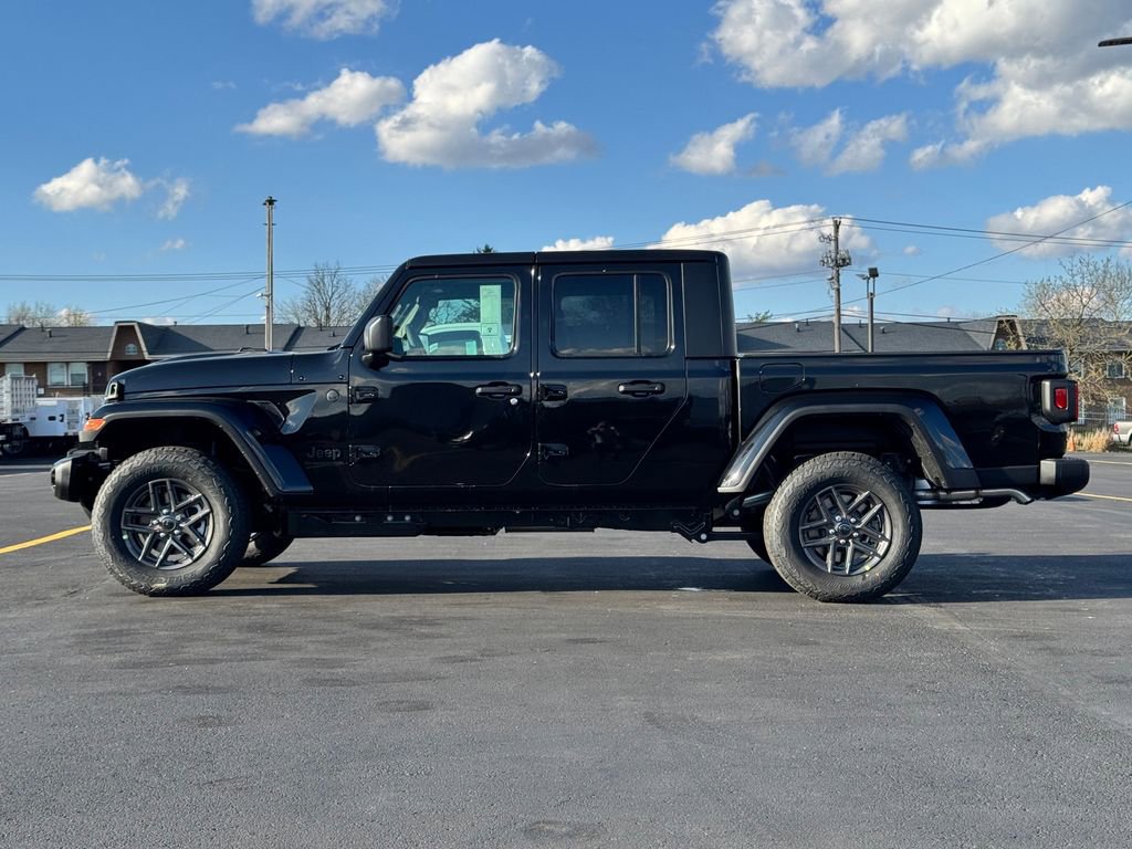 New 2026 Jeep Gladiator Sport AWD/4WD image 4