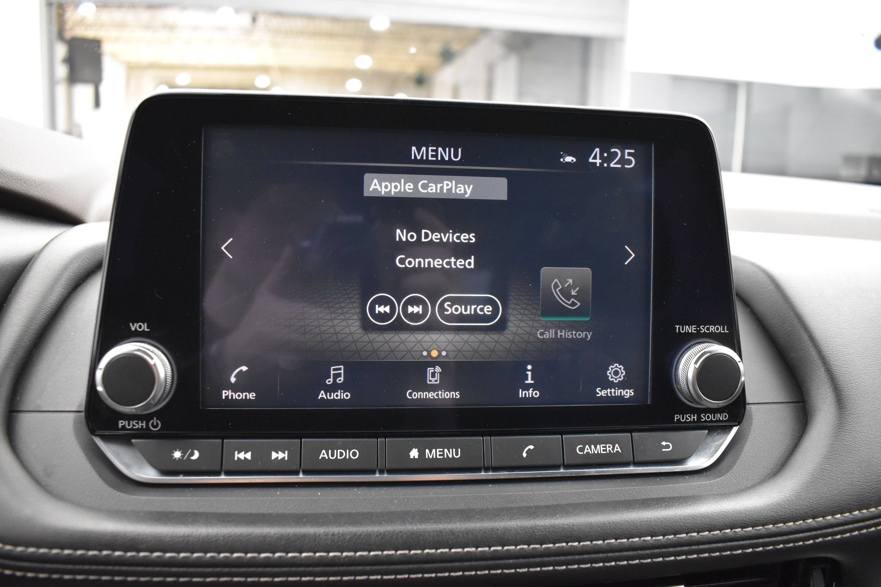 Used 2021 Nissan Rogue SV AWD/4WD image 9