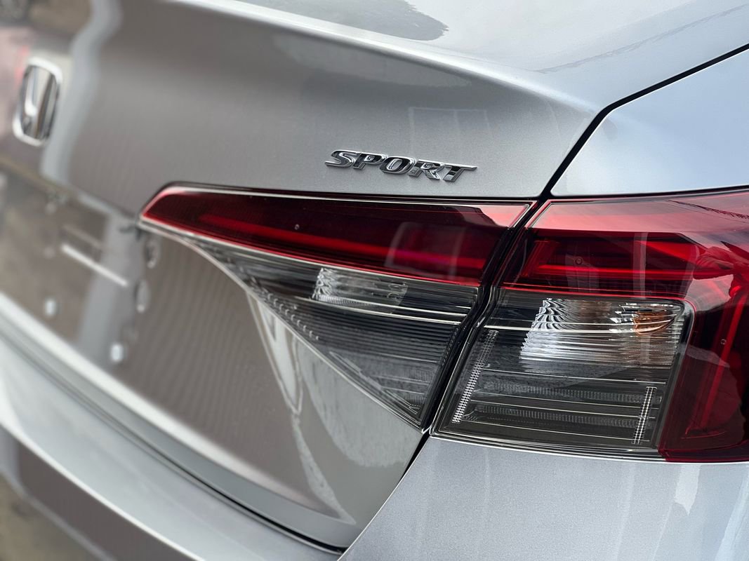 Used 2025 Honda Civic Sport image 32