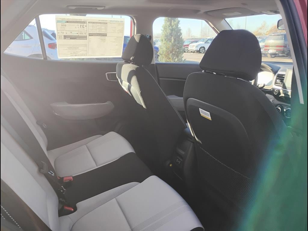 New 2026 Hyundai Venue SEL FWD image 12