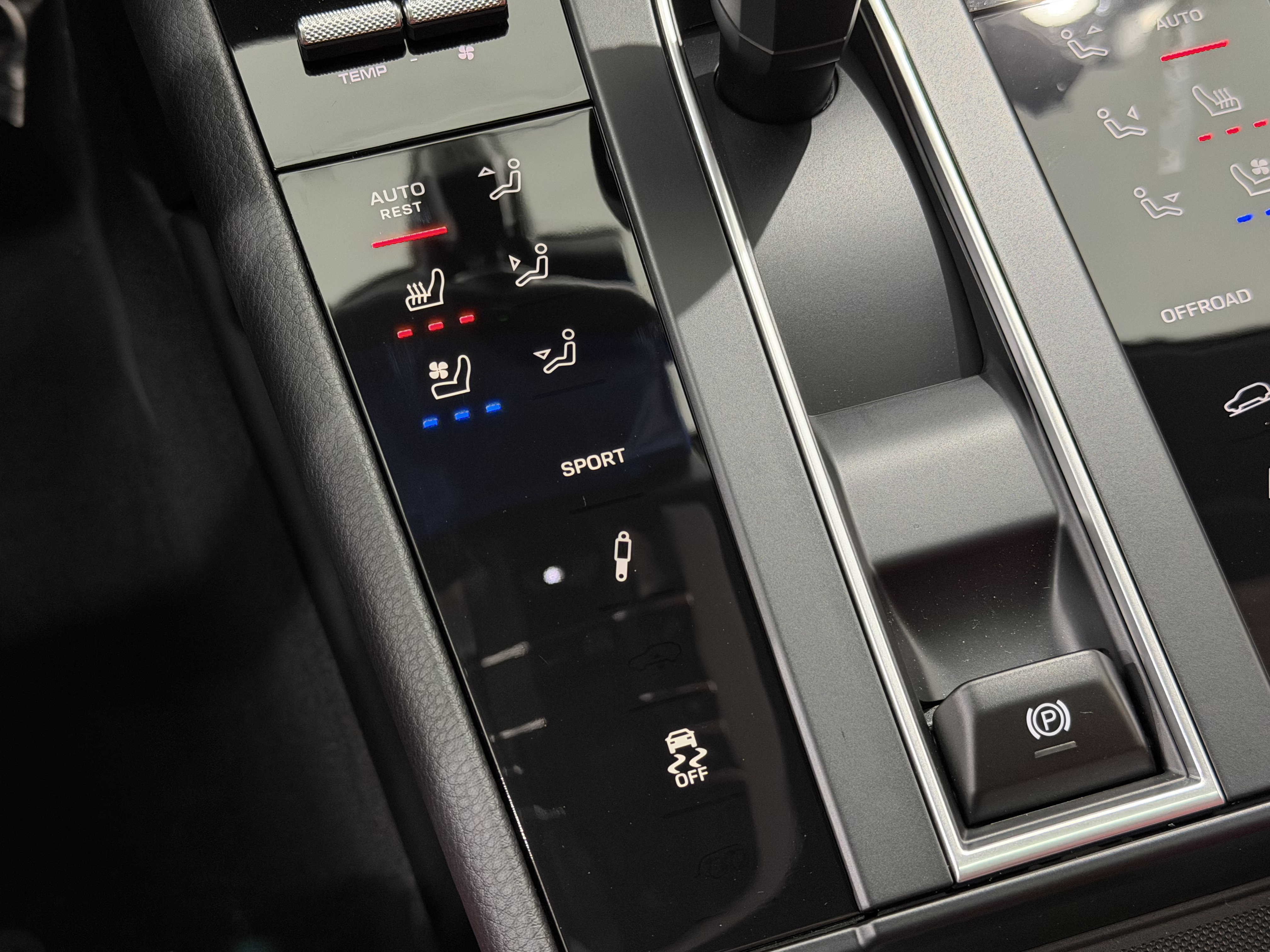 New 2026 Porsche Macan S AWD/4WD image 40