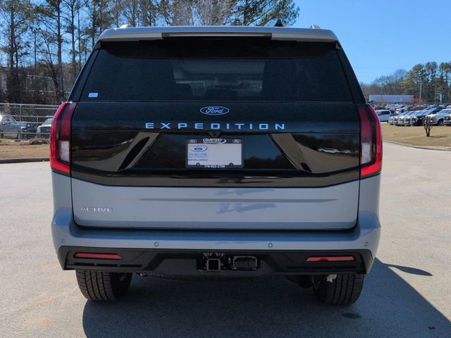 New 2026 Ford Expedition Active image 5