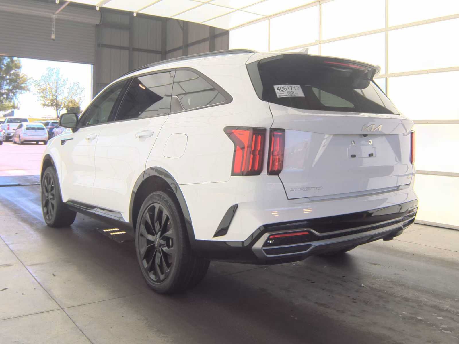 Used 2023 Kia Sorento SX AWD/4WD image 8