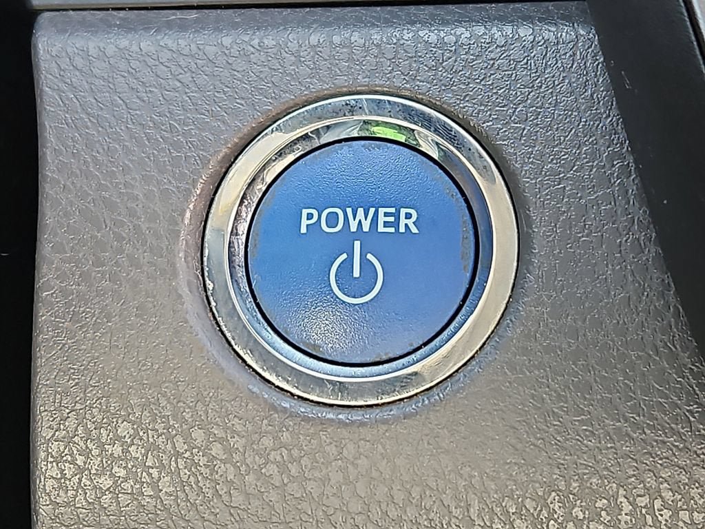 Used 2022 Toyota Camry LE FWD image 22