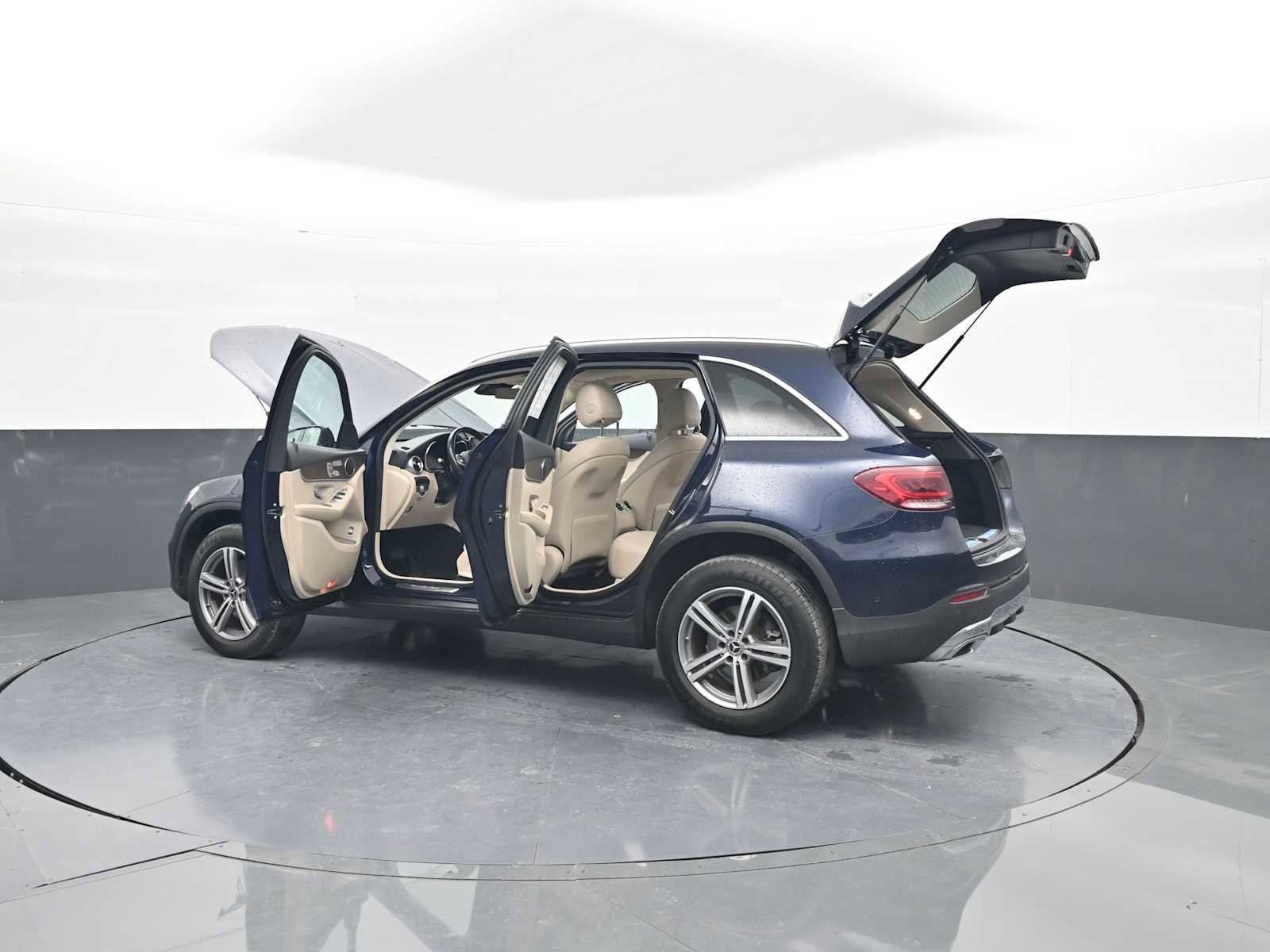 Used 2022 Mercedes-Benz GLC 300 GLC 300 image 45