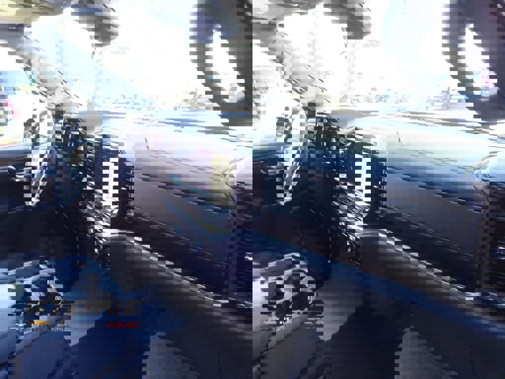 New 2026 GMC Sierra 1500 Elevation image 16