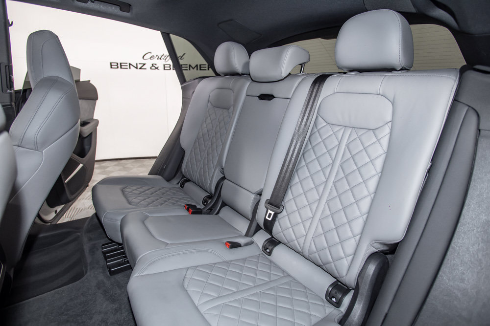 Used 2024 Audi SQ8 Premium Plus AWD/4WD image 14