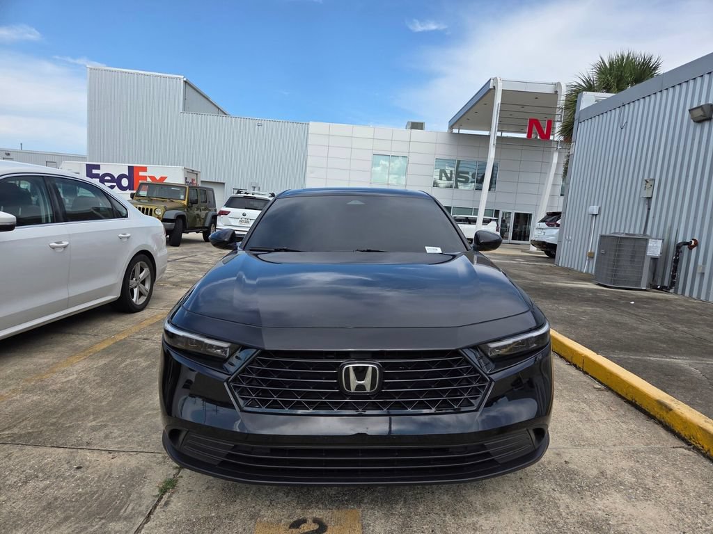 Used 2025 Honda Accord Sport image 8