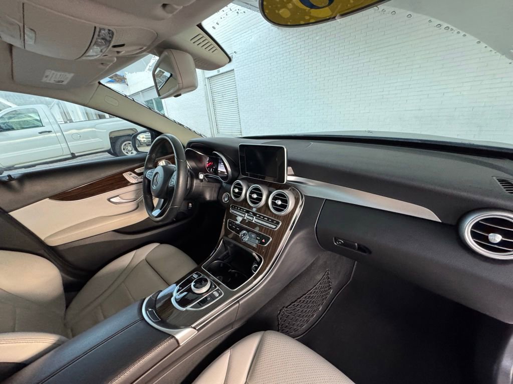 Used 2018 Mercedes-Benz C 300 Sedan image 16