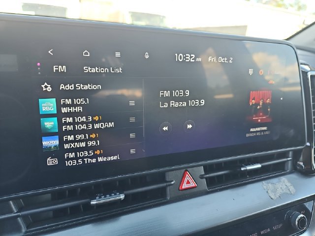 Used 2024 Kia Sportage EX FWD image 27