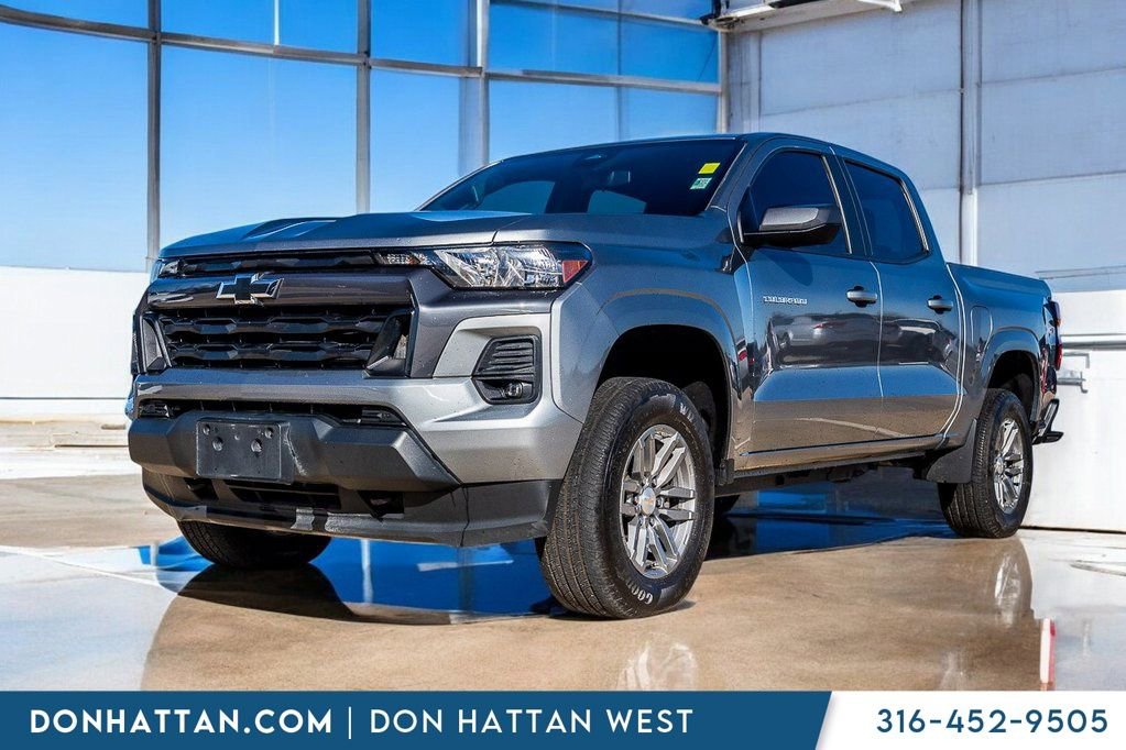 Used 2023 Chevrolet Colorado LT w/ LT Convenience Package image 1