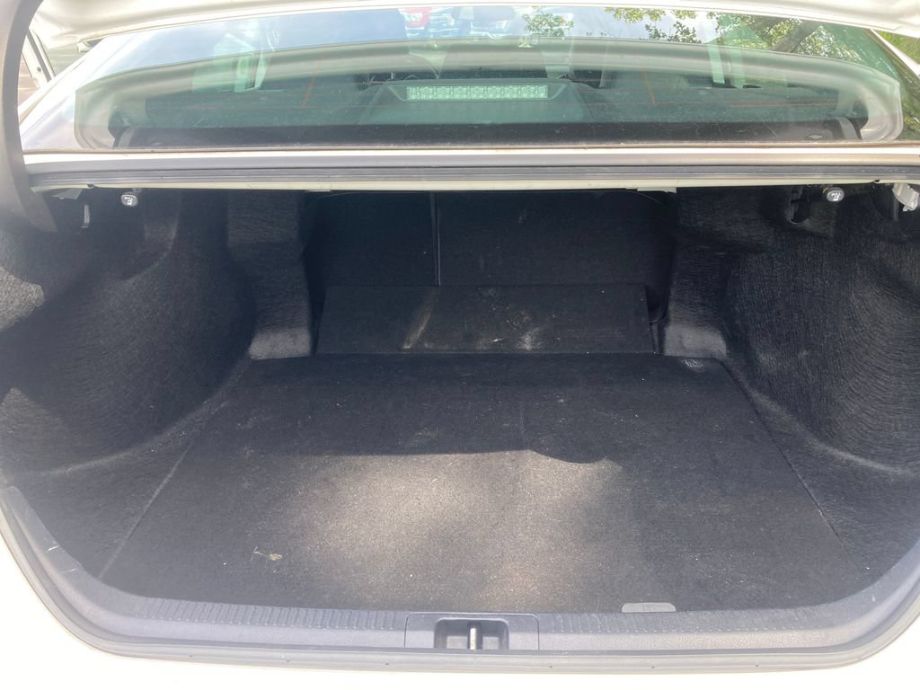 Used 2023 Toyota Camry SE FWD image 29