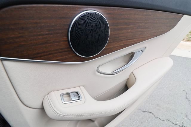 Used 2019 Mercedes-Benz C 300 4MATIC Sedan image 57