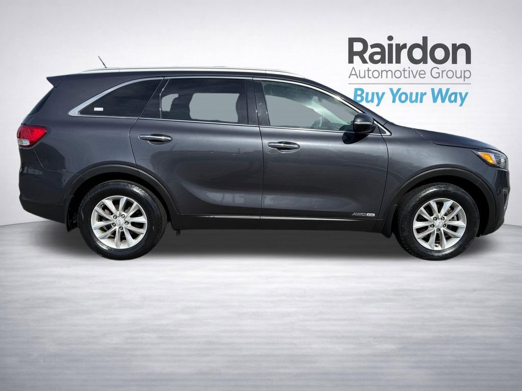 Used 2018 Kia Sorento LX AWD/4WD image 9