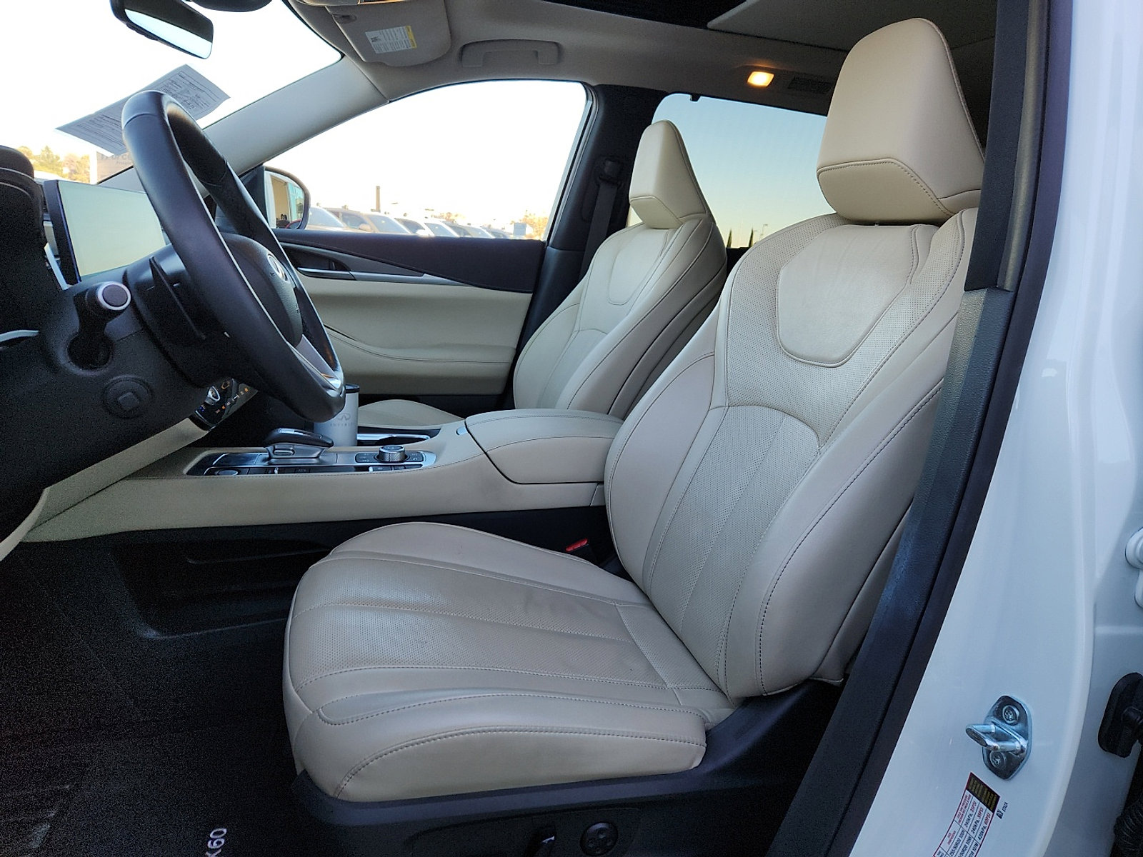 Used 2023 INFINITI QX60 Luxe w/ Cargo Package image 13