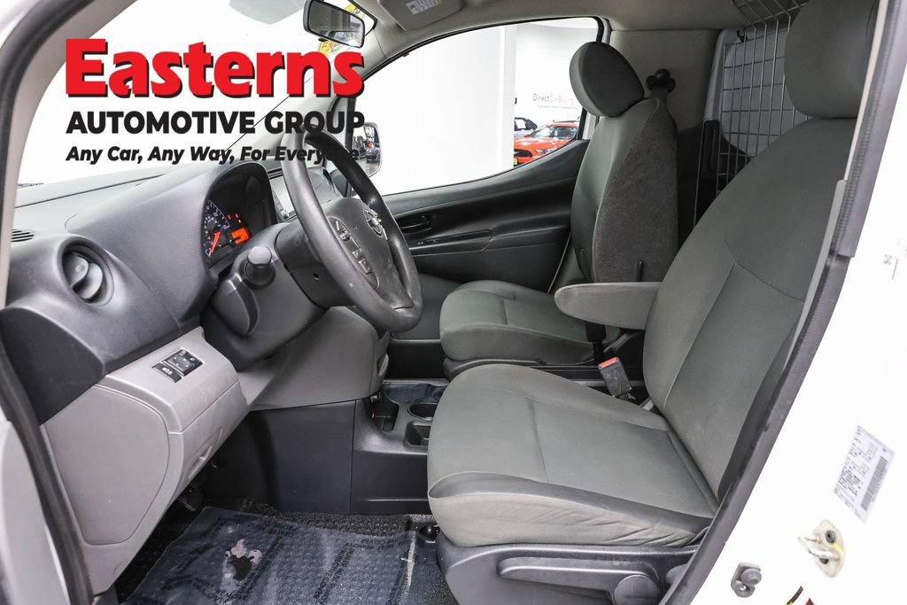 Used 2020 Nissan NV200 SV w/ Back Door Glass Package FWD image 13
