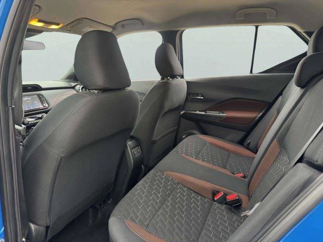 Used 2023 Nissan Kicks SR FWD image 34