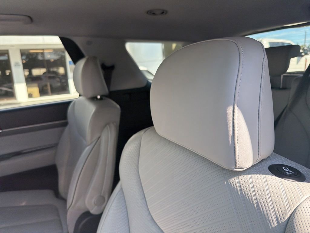 Used 2024 Hyundai Palisade SEL image 11