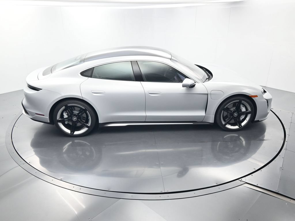 Certified 2022 Porsche Taycan Turbo AWD/4WD image 40