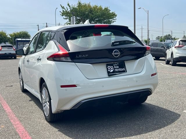 Used 2023 Nissan Leaf S FWD image 11