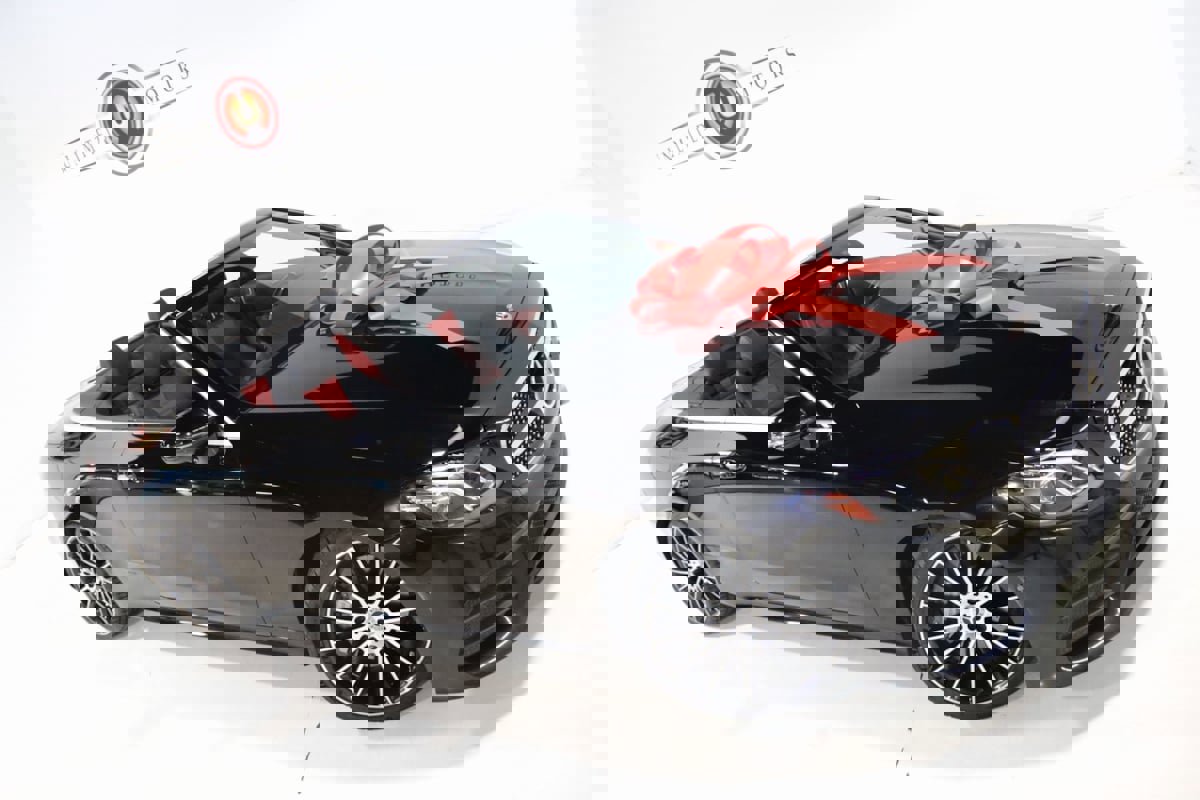 Used 2020 Mercedes-Benz E 450 Cabriolet image 2