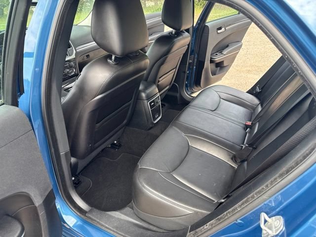 Used 2021 Chrysler 300 Touring L AWD/4WD image 16