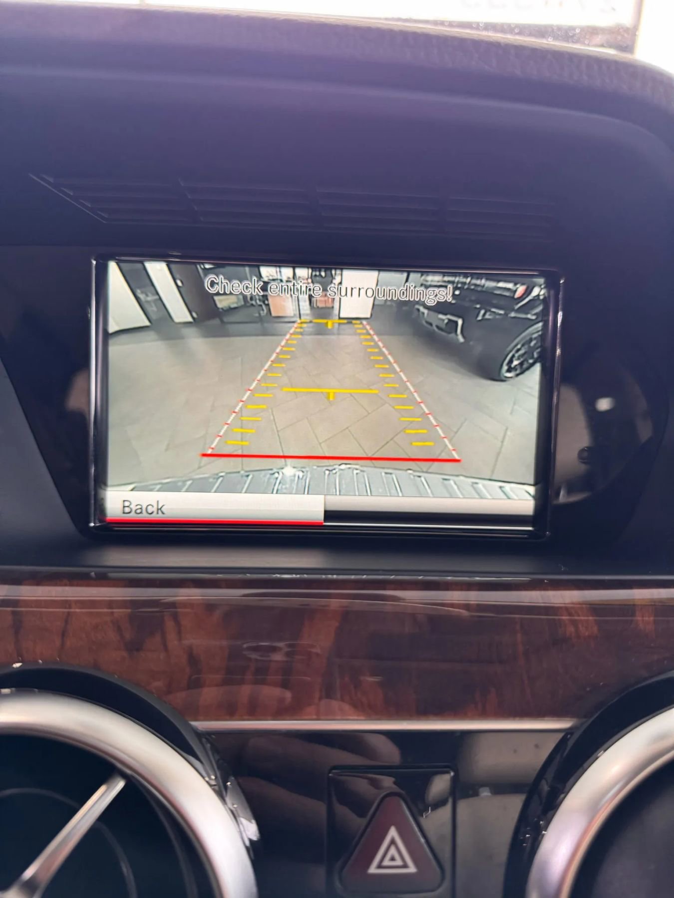 Used 2015 Mercedes-Benz GLK 350 4MATIC image 31