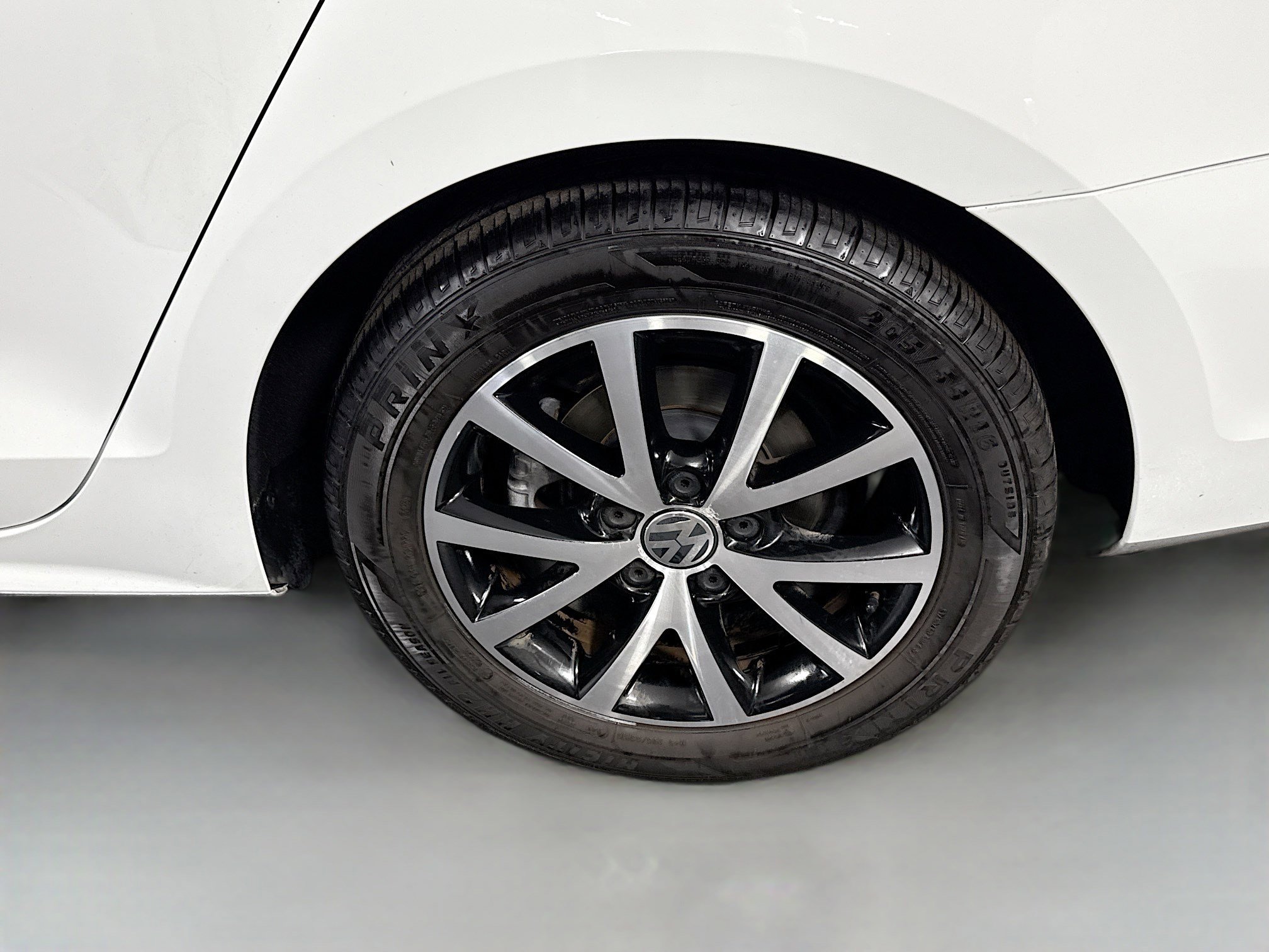 Used 2017 Volkswagen Jetta SE image 37