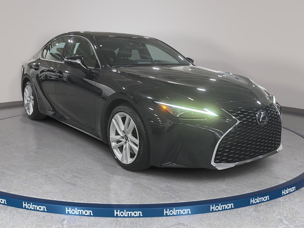 Used 2023 Lexus IS 300 w/ Comfort Package RWD image 4