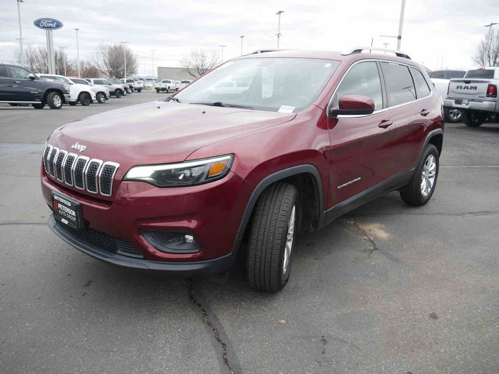 Used 2019 Jeep Cherokee Latitude w/ Popular Appearance Group image 4