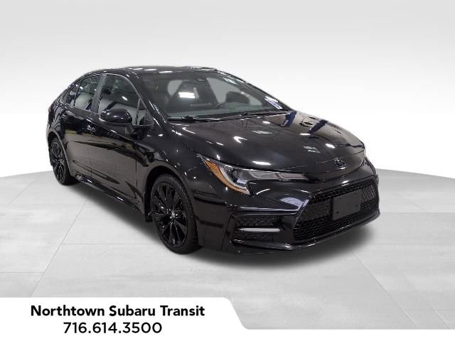 Used 2022 Toyota Corolla SE w/ Carpet Mat Package (TMS) image 1