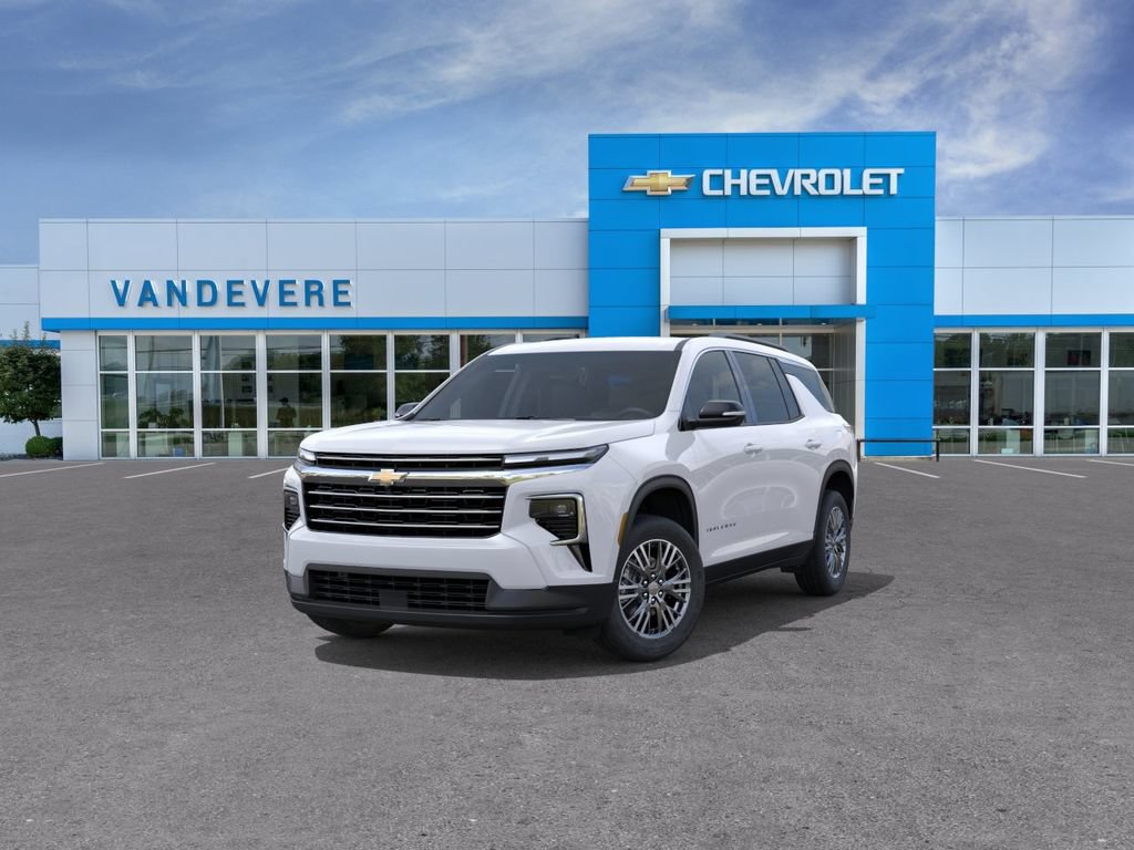 New 2026 Chevrolet Traverse LT w/ Driver Confidence Package AWD/4WD image 10