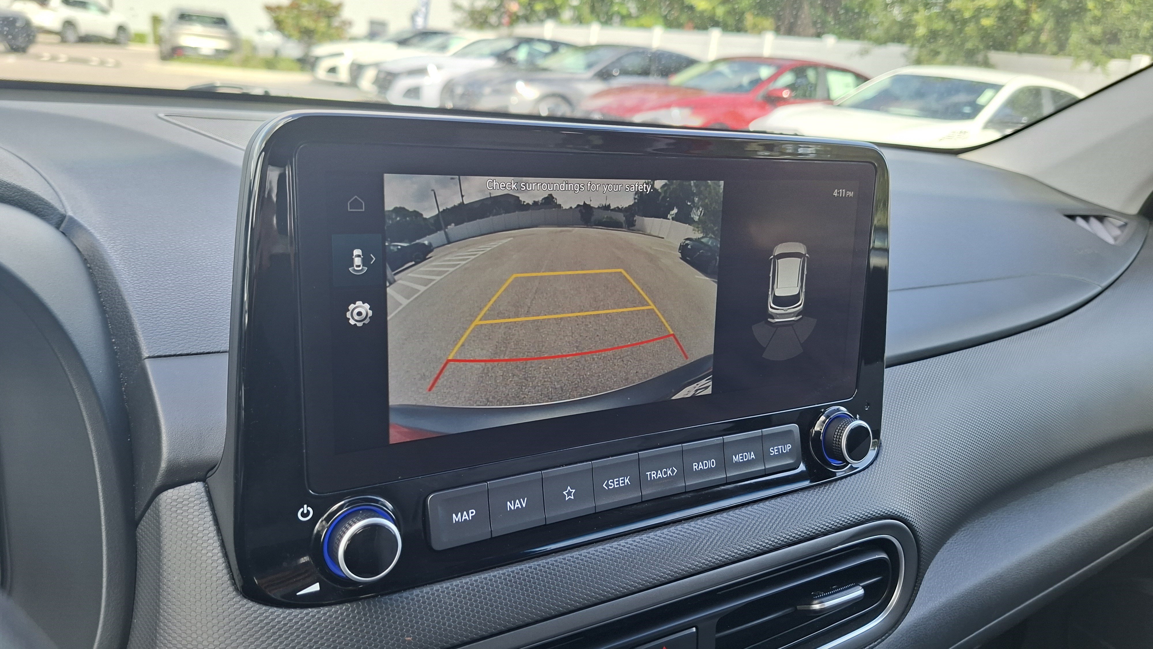 Used 2023 Hyundai Kona Limited FWD image 13