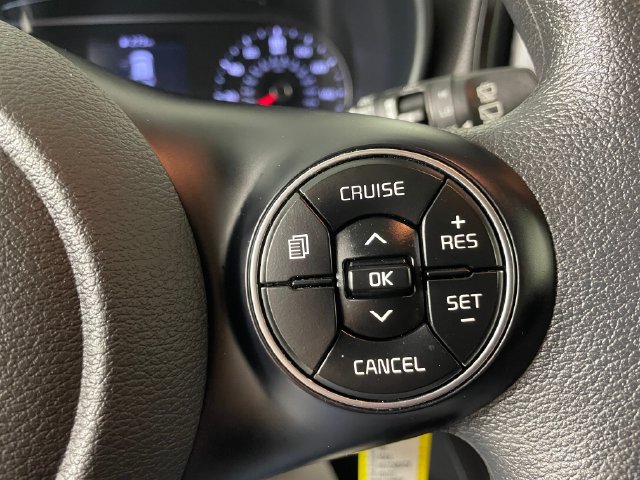 Certified 2022 Kia Soul LX FWD image 11