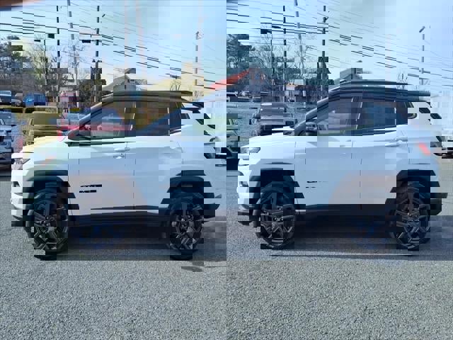 New 2026 Jeep Compass Limited image 25