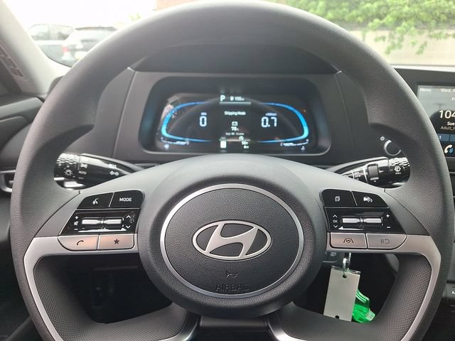 New 2026 Hyundai Elantra SE FWD image 15