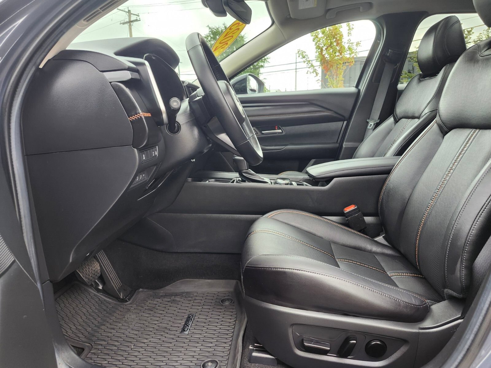 Used 2025 MAZDA CX-50 AWD 2.5 Hybrid w/ Weather Package image 17