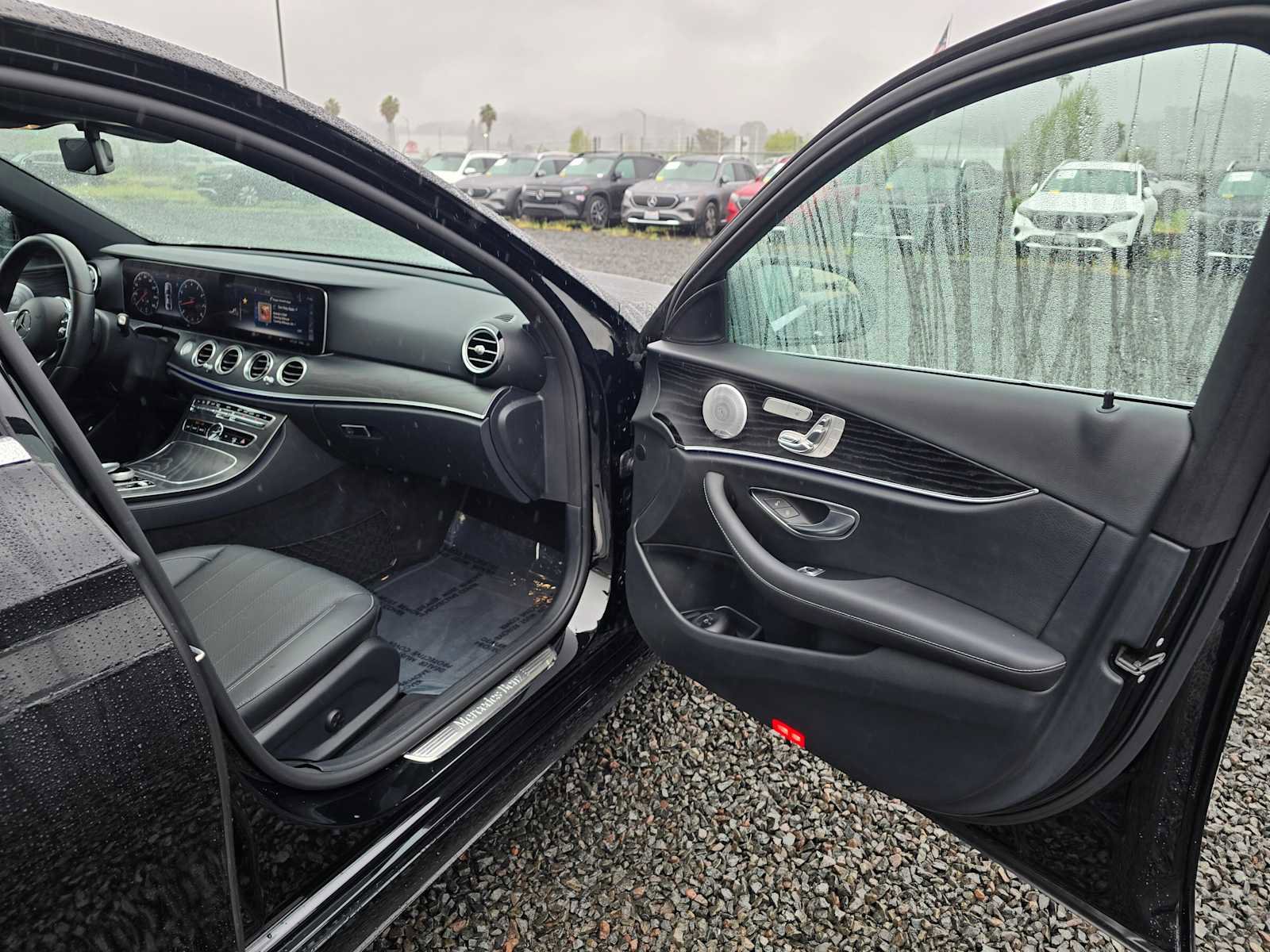 Used 2020 Mercedes-Benz E 350 Sedan image 12