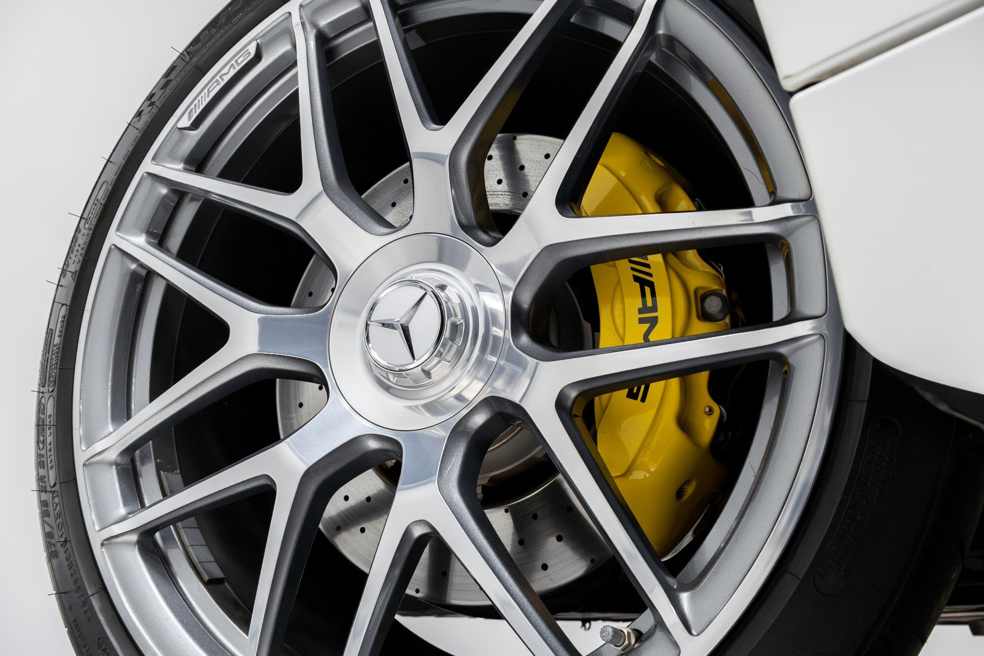 Used 2021 Mercedes-Benz AMG GT 63 S image 31