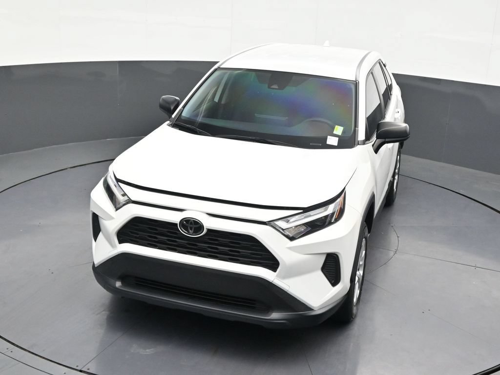 Used 2023 Toyota RAV4 LE FWD image 17