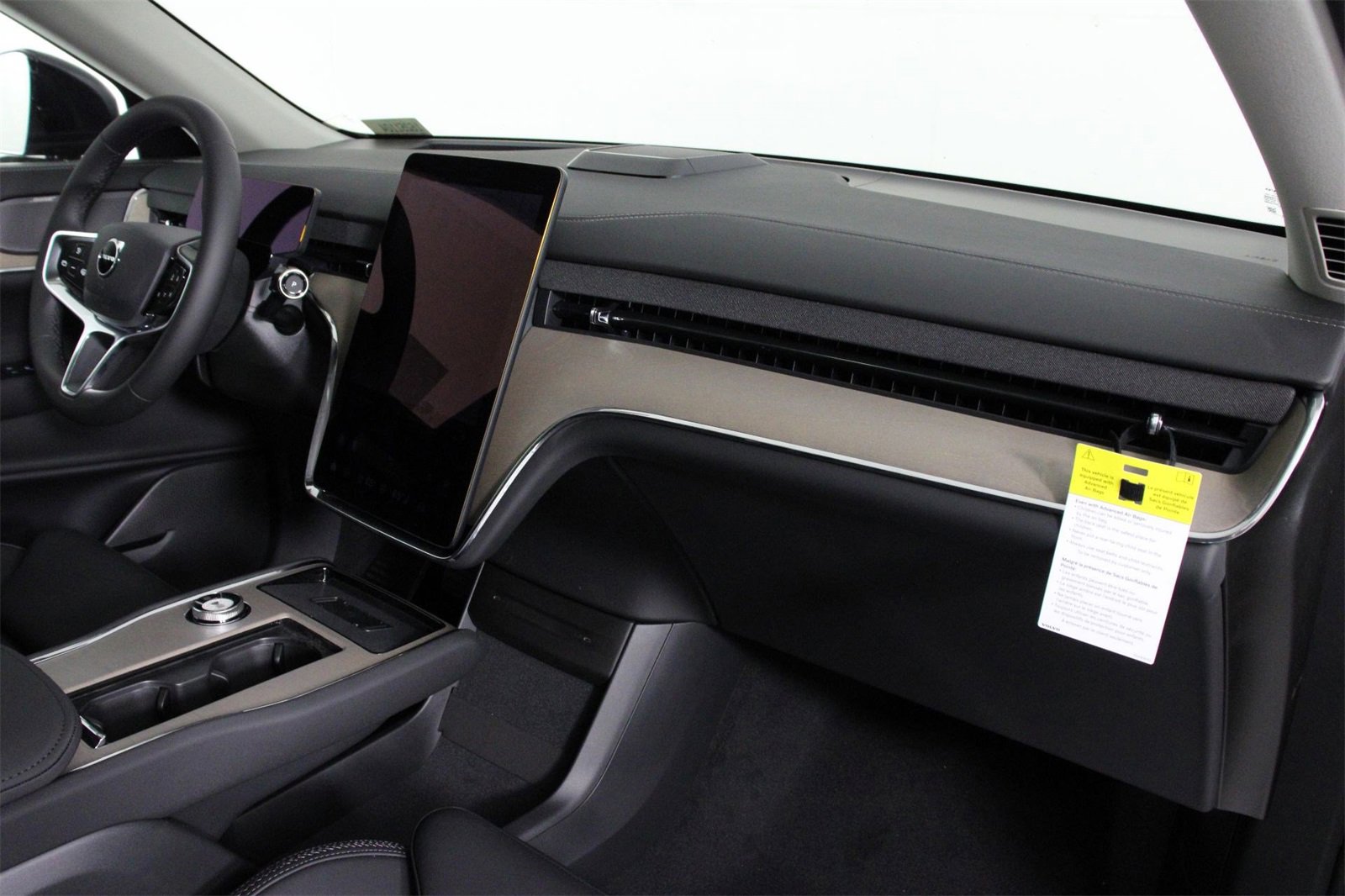 New 2025 Volvo EX90 Plus image 9