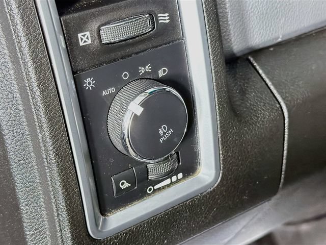 Used 2019 RAM 1500 Warlock AWD/4WD image 10