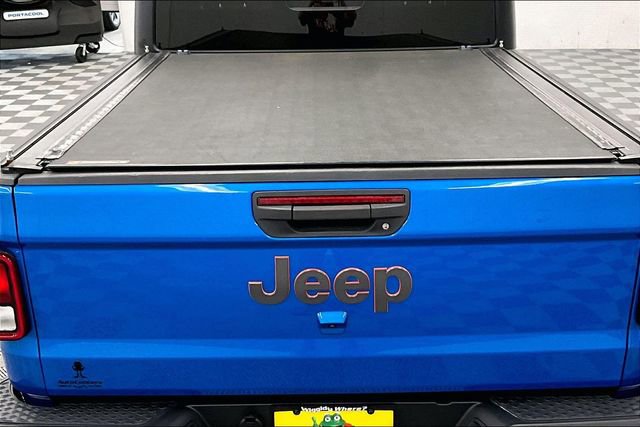 Used 2021 Jeep Gladiator Mojave w/ Cold Weather Group AWD/4WD image 33